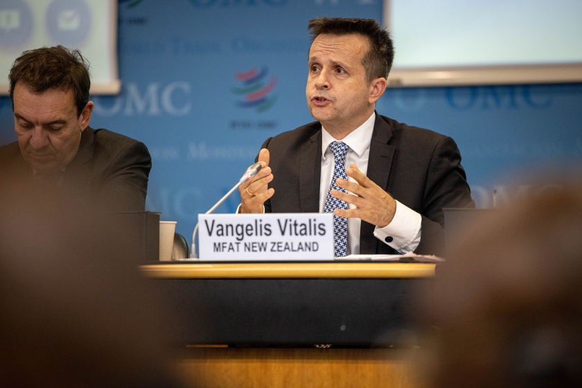 Photo of Vangelis Vitalis speaking in the retreat